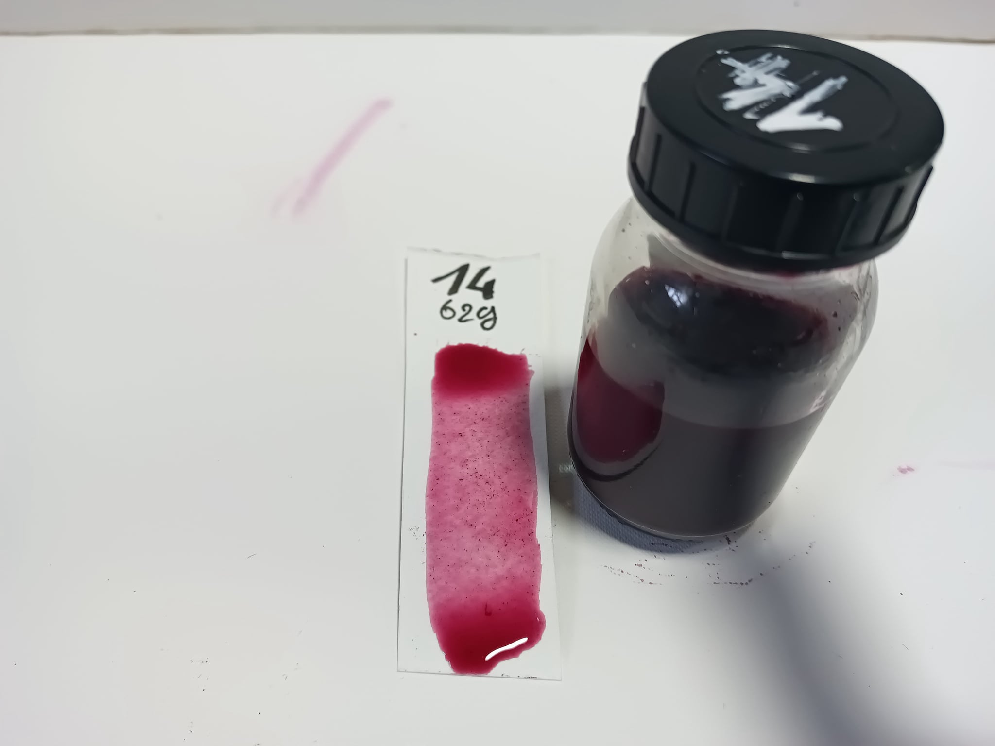 ENCRE DE COCHENILLE N°14 Colorant pur disponible en 30 ml