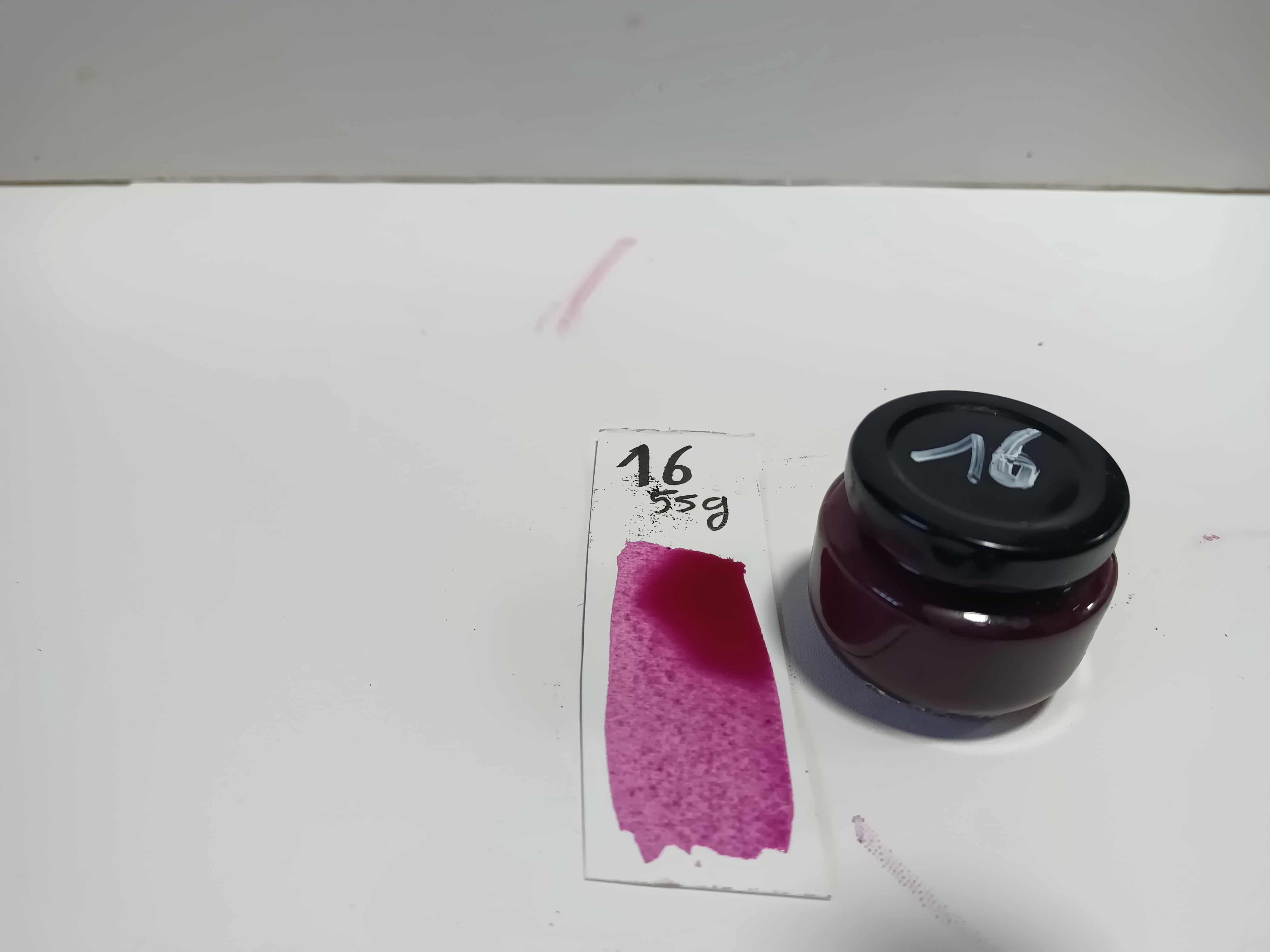 ENCRE DE COCHENILLE N°16 Colorant pur disponible en 30 ml