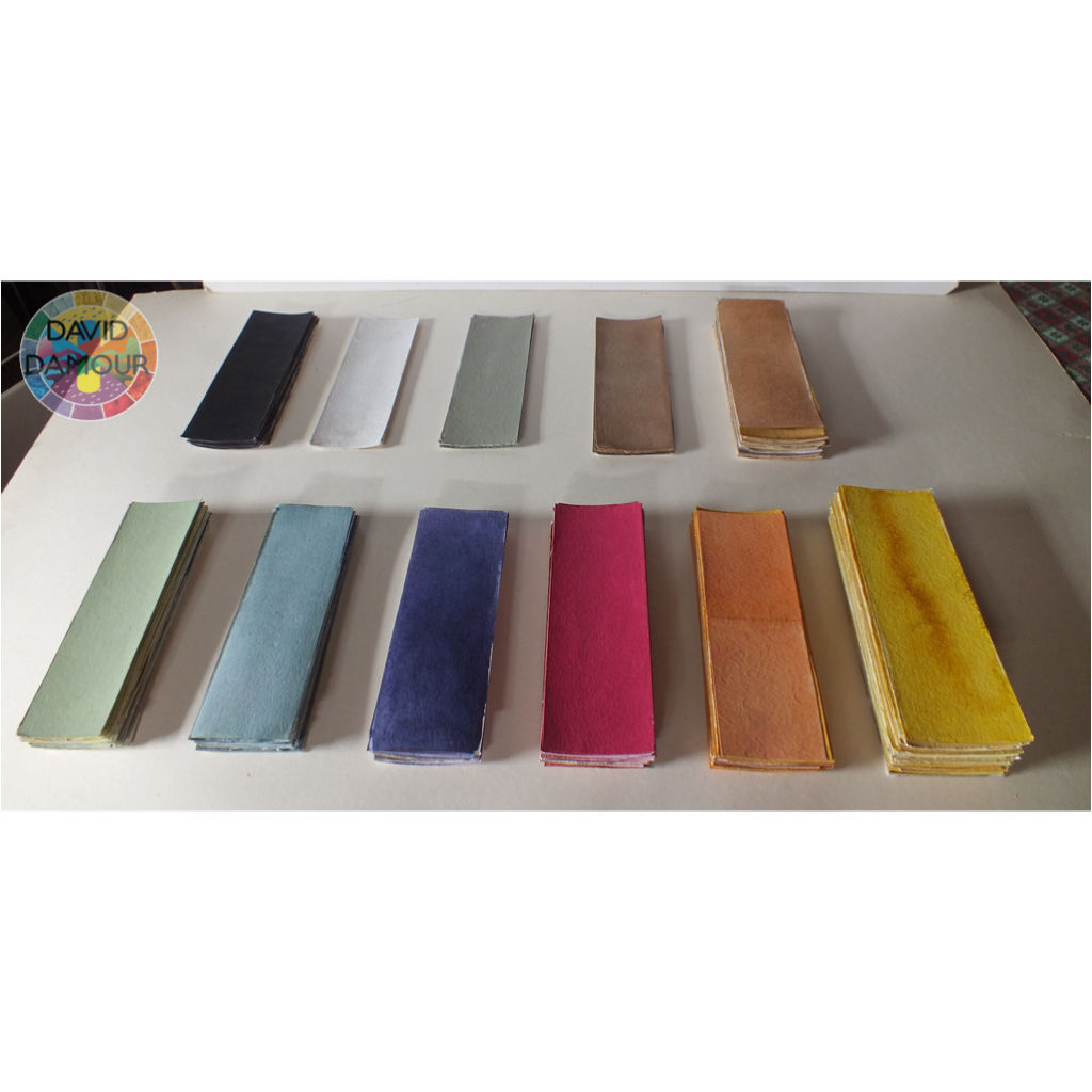 250 NUANCIERS DE COLORANTS NATURELS